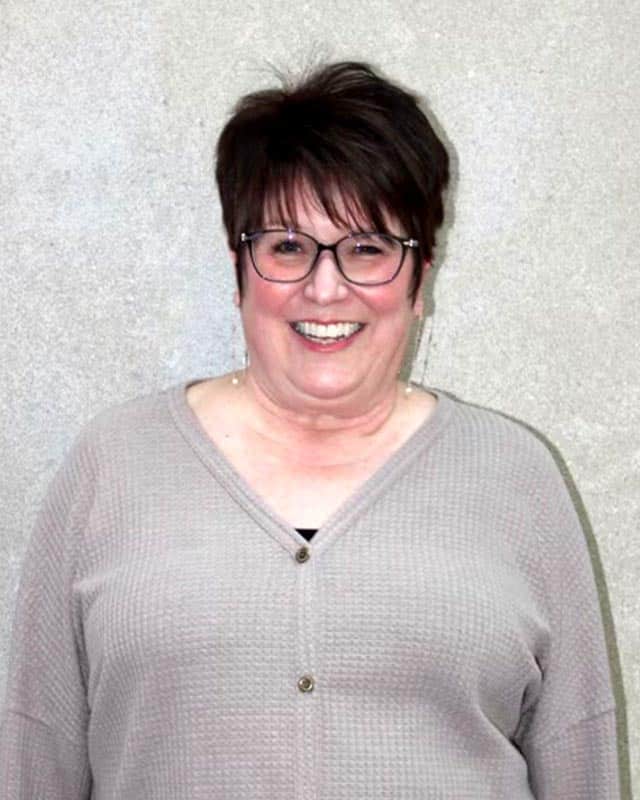 Glori Puskarich Headshot